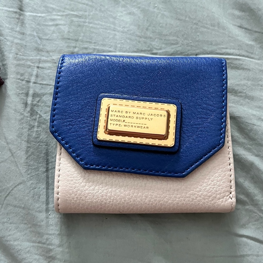 Marc Jacobs multi color wallet.